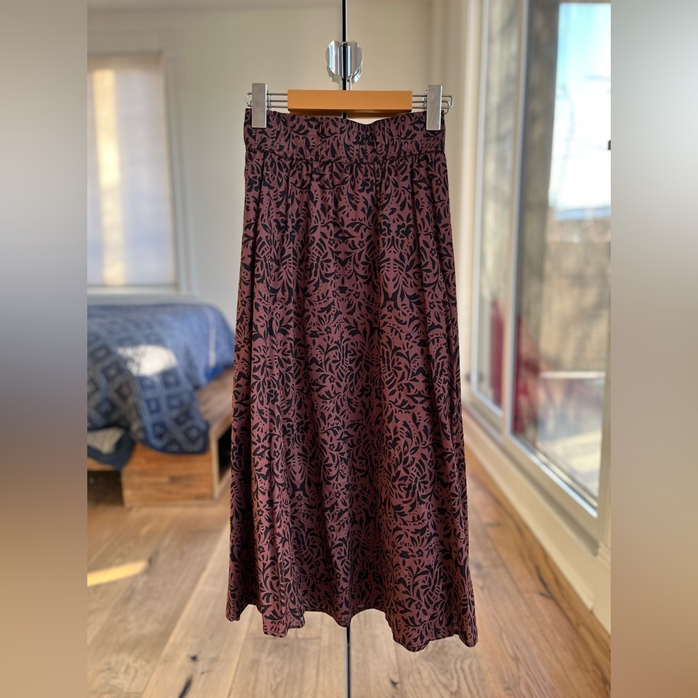 Midi Skirt Reitman < Best way to buy Canadian!>